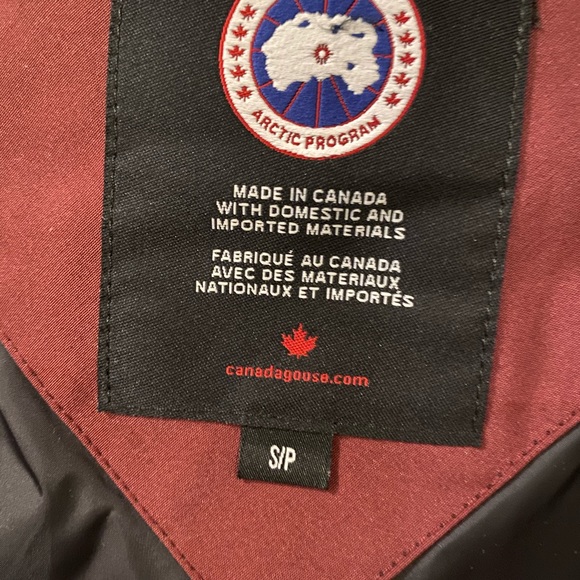 Canada Goose MYSTIQUE PARKA FUSION FIT small NWT! - Picture 7 of 15